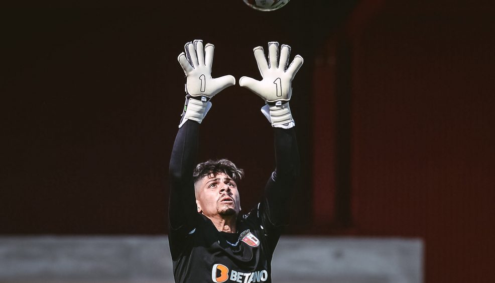 Triunfo folgado no primeiro teste 4