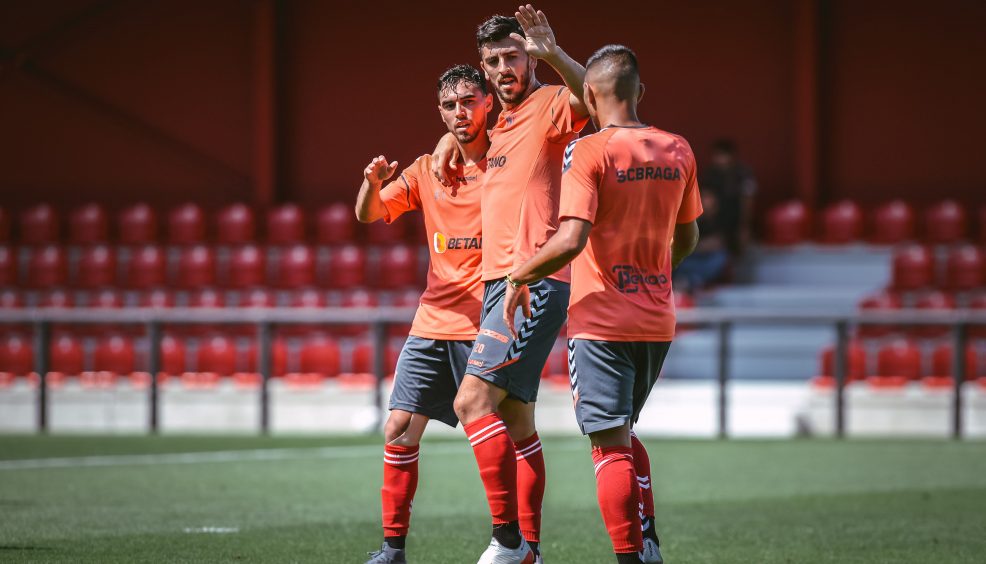 Triunfo folgado no primeiro teste 2