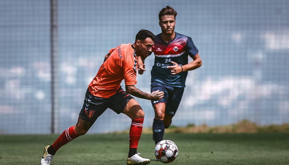 Triunfo folgado no primeiro teste 31