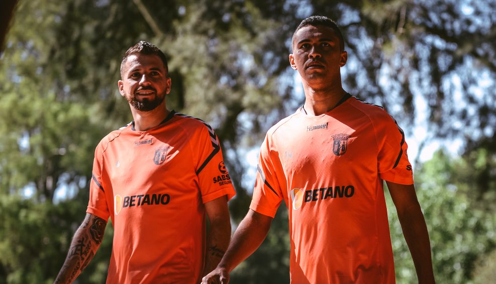 "Este é um clube exigente" 5