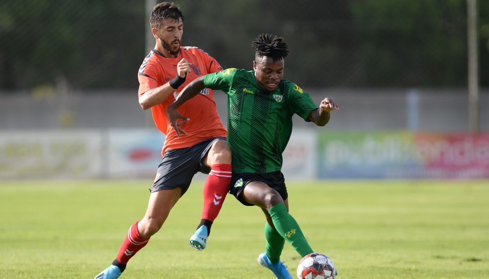 Murilo e Wilson marcam em empate 8