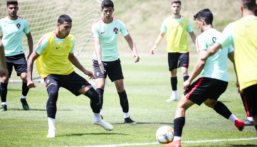 Samuel convocado para o Euro Sub-19 6