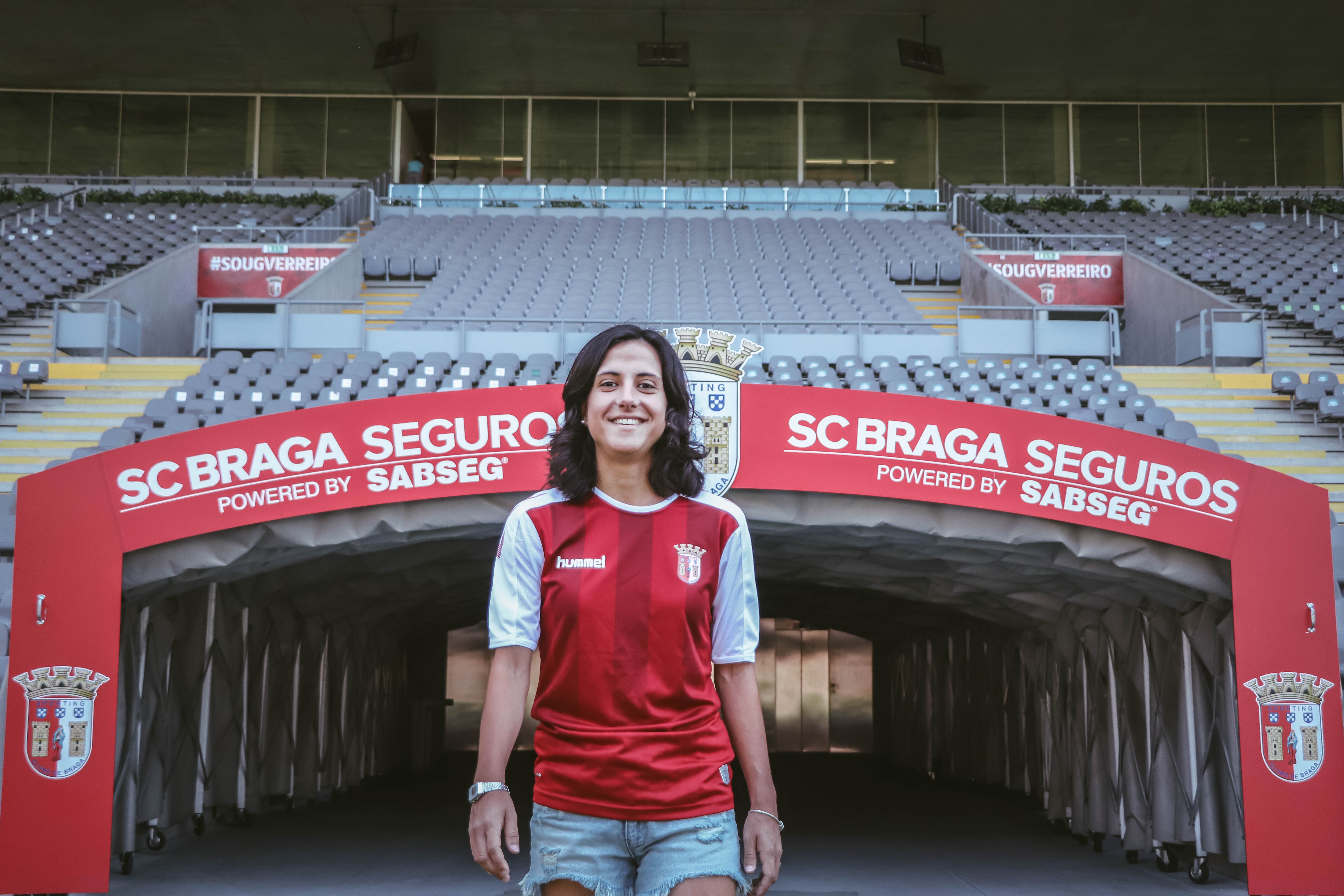 Dolores: Da 'praceta' aos grandes palcos - Sporting Clube de Braga