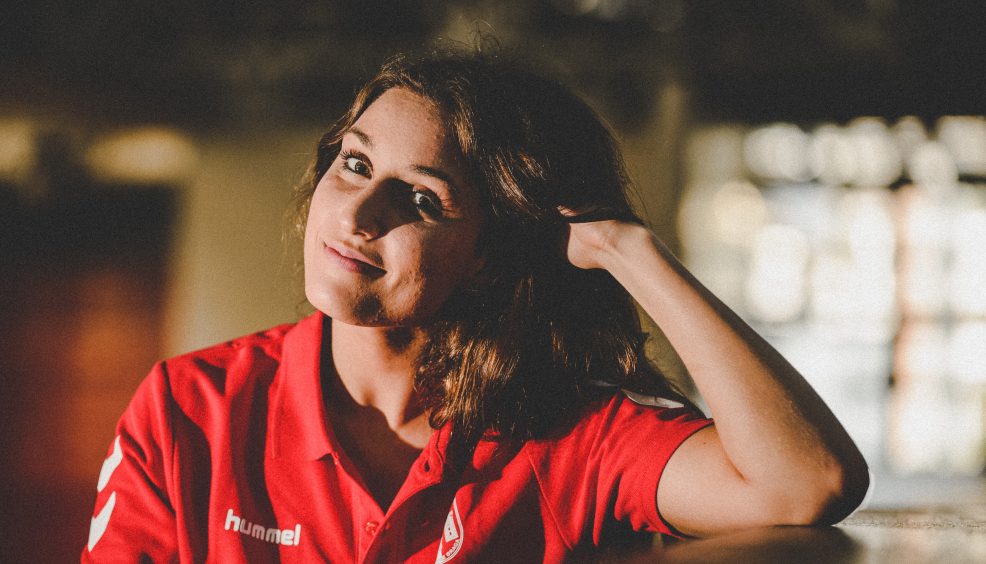 Tamila Holub: Uma história sobre o Ouro 7