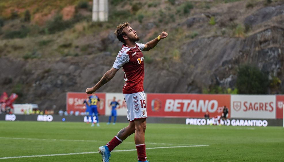 >"Eu e o SC Braga temos uma relação especial" 16