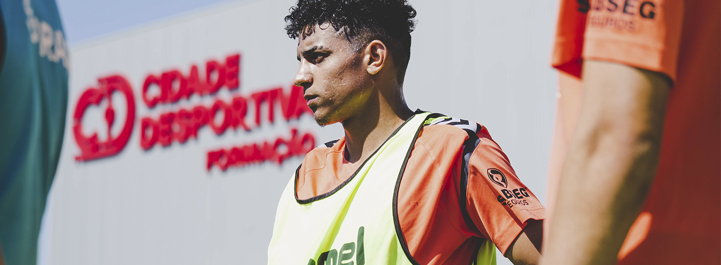 Sub-23 empatam com o Coimbrões
