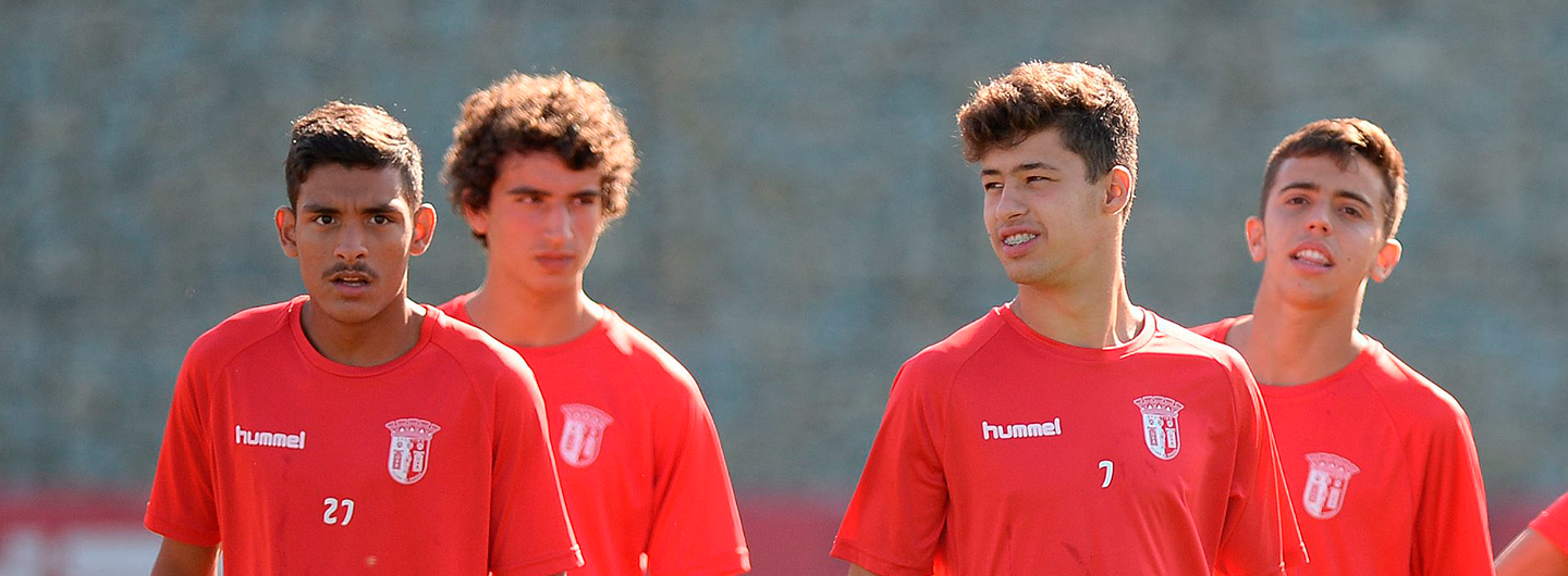 Sub-17 arrancam campeonato confiantes