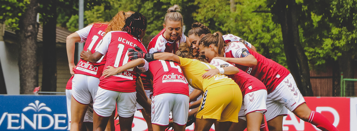 Um triunfo na primeira página da UWCL