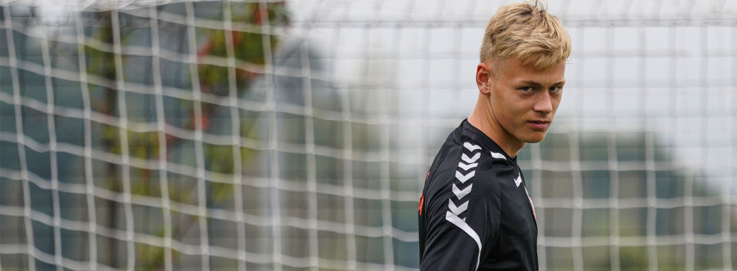 Hornicek chamado à Seleção da República Checa