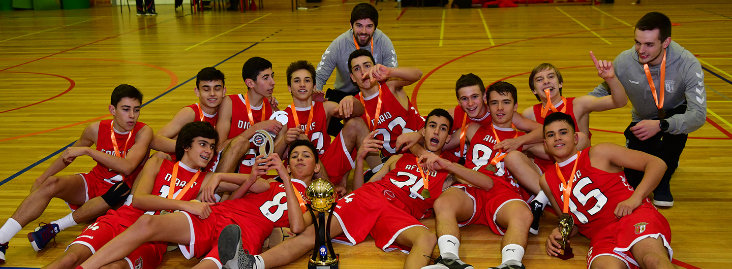 Sub-14 e Sub-16 de basquetebol em destaque 1