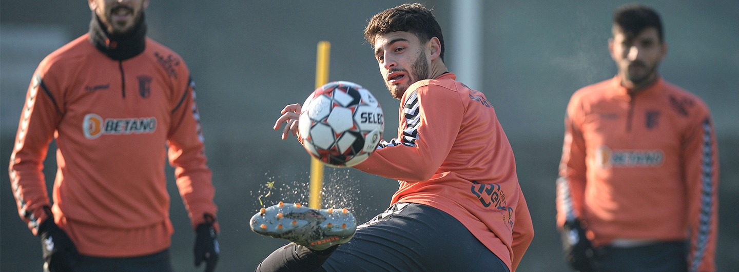 Xadas cedido ao Marítimo 1