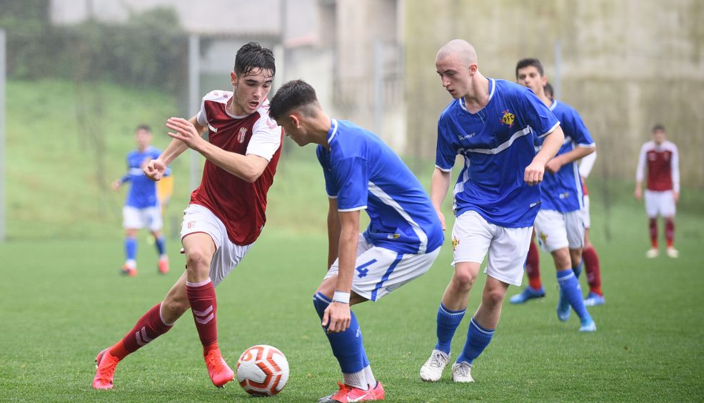 Sub-17 'metem a quarta' e ascendem ao pódio 14
