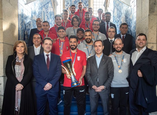 Bicampeões homenageados na CMB