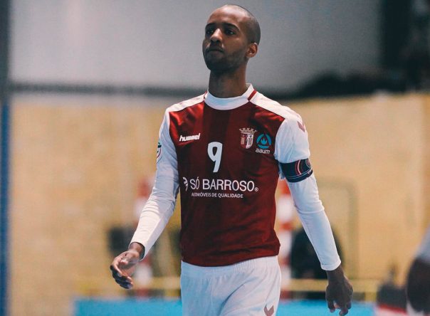 SC Braga/AAUM derrotado em Oeiras 2