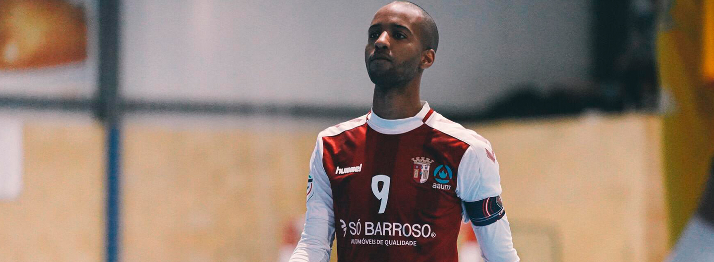 SC Braga/AAUM derrotado em Oeiras 1