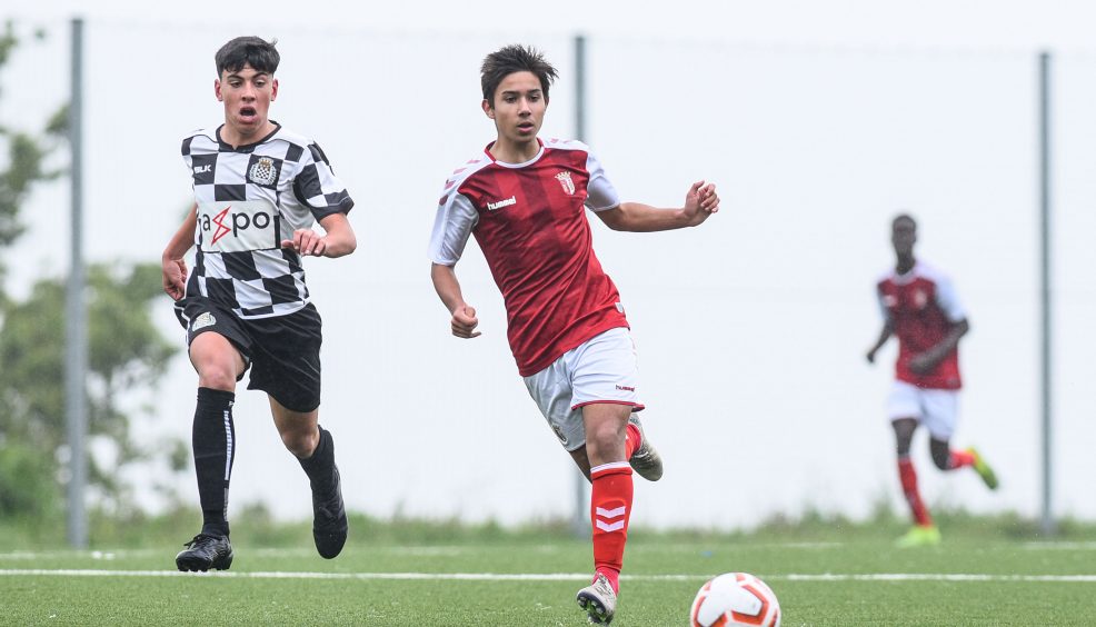 Sub-15 não largam hábito 8