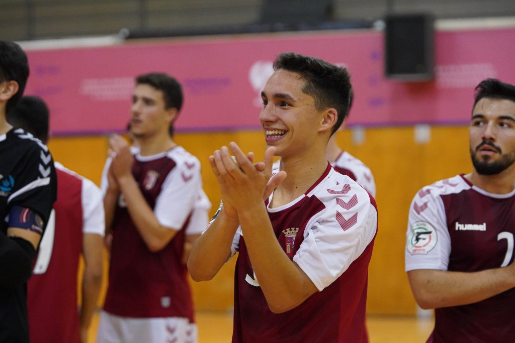Futsal Sub-19: Gverreiros vencem Quinta dos Lombos 5