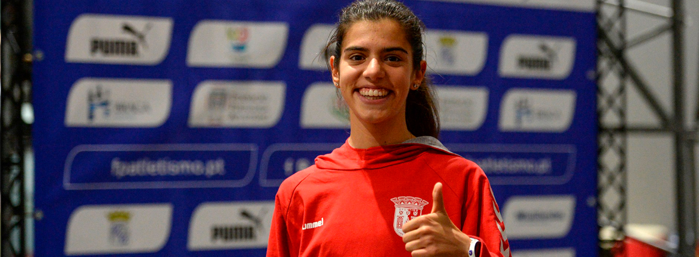 Mariana sagra-se campeã nacional de 1500 metros de Pista Coberta 2