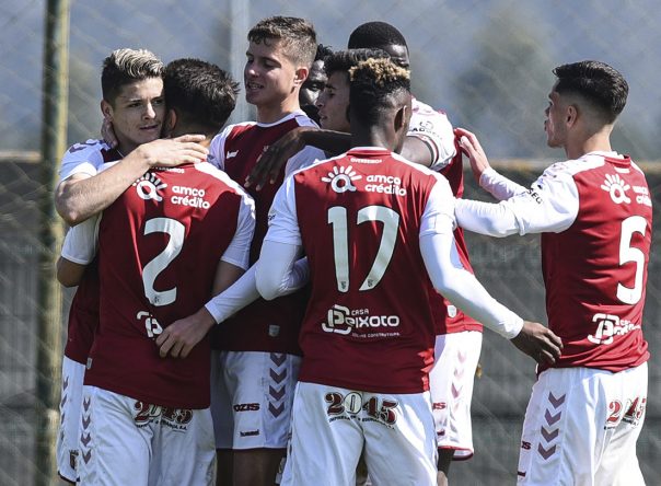 Gverreiros batem leões 2