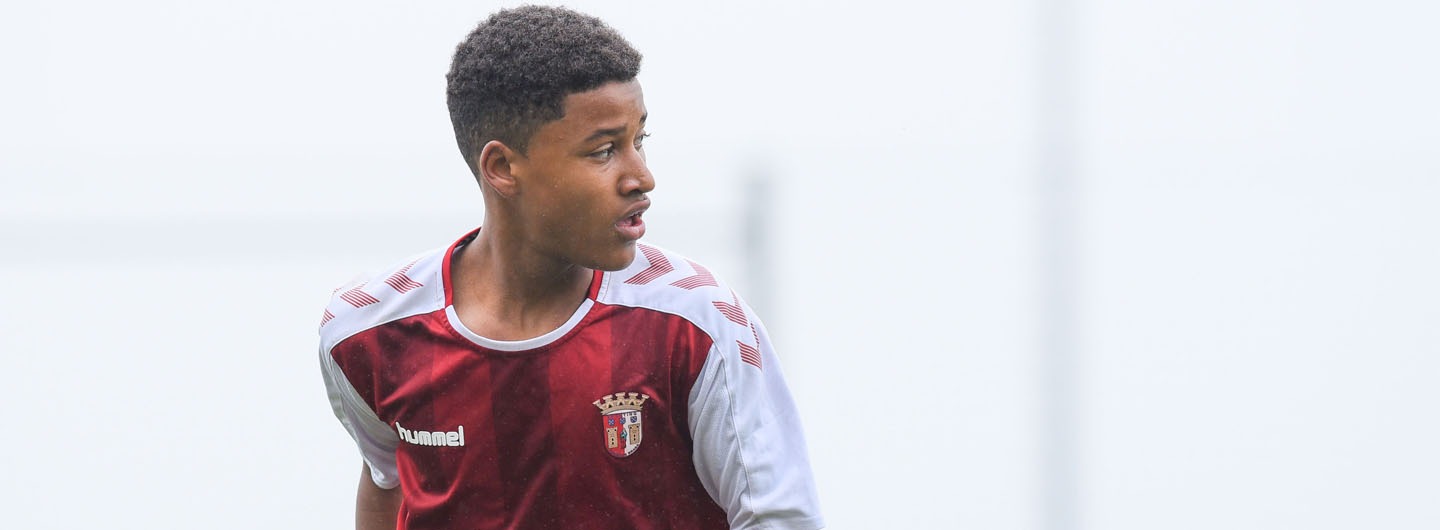 Sub-15 não largam hábito 1