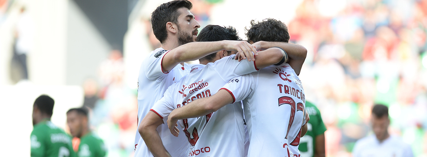 Um 'bailinho' com identidade Gverreira 7