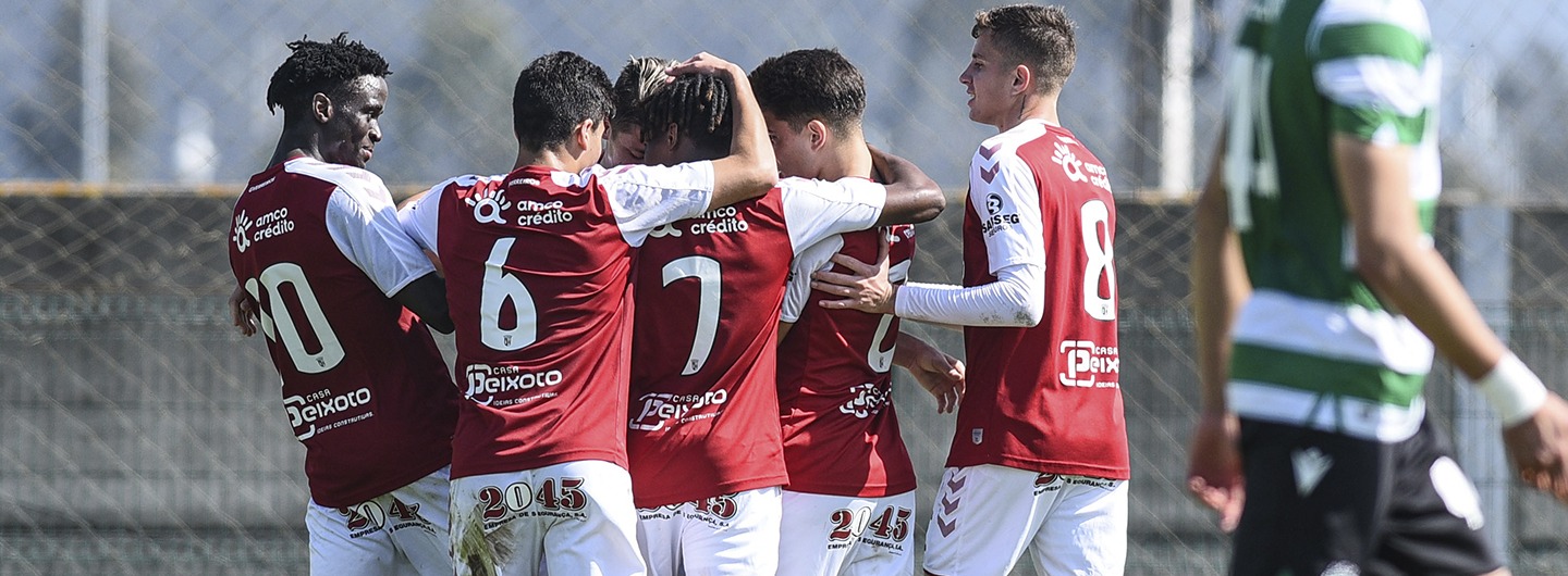 Gverreiros batem leões