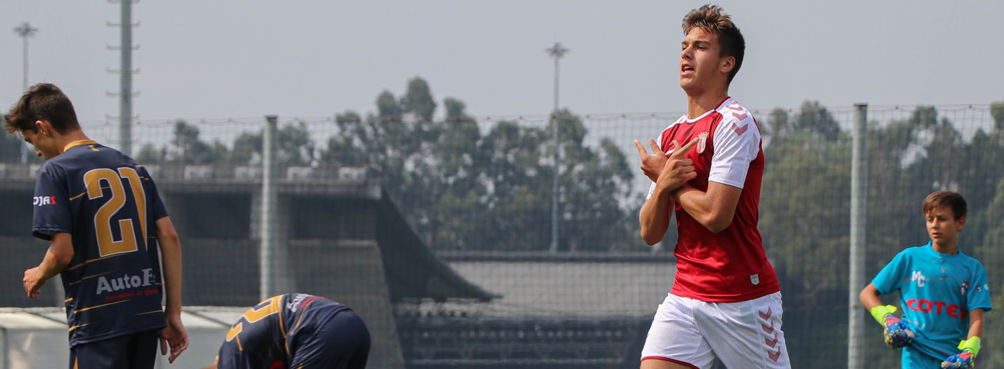 Em Portugal, nenhum Sub-15 marca como ele