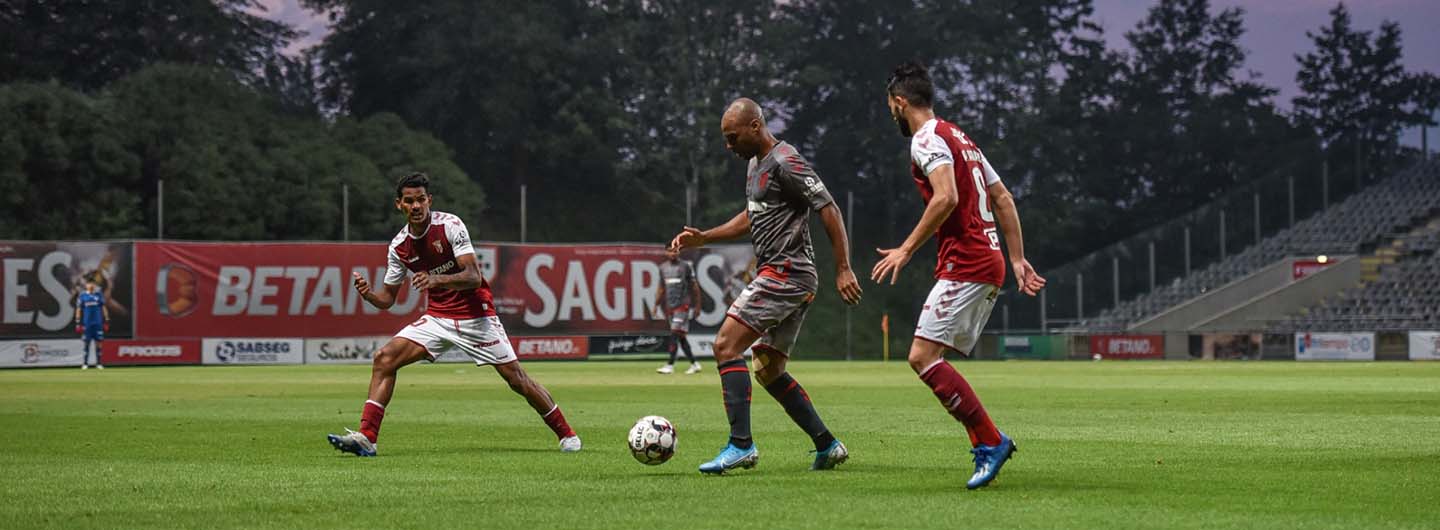 Treino noturno no Municipal 1