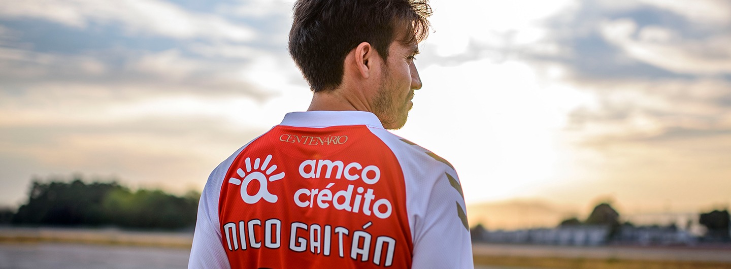 Camisolas do Nico Gaitán nas Lojas do SC Braga 1