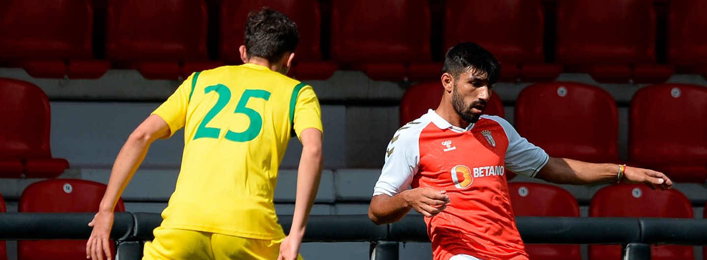 Gverreiros con(venceram) no particular frente ao Paços de Ferreira 6