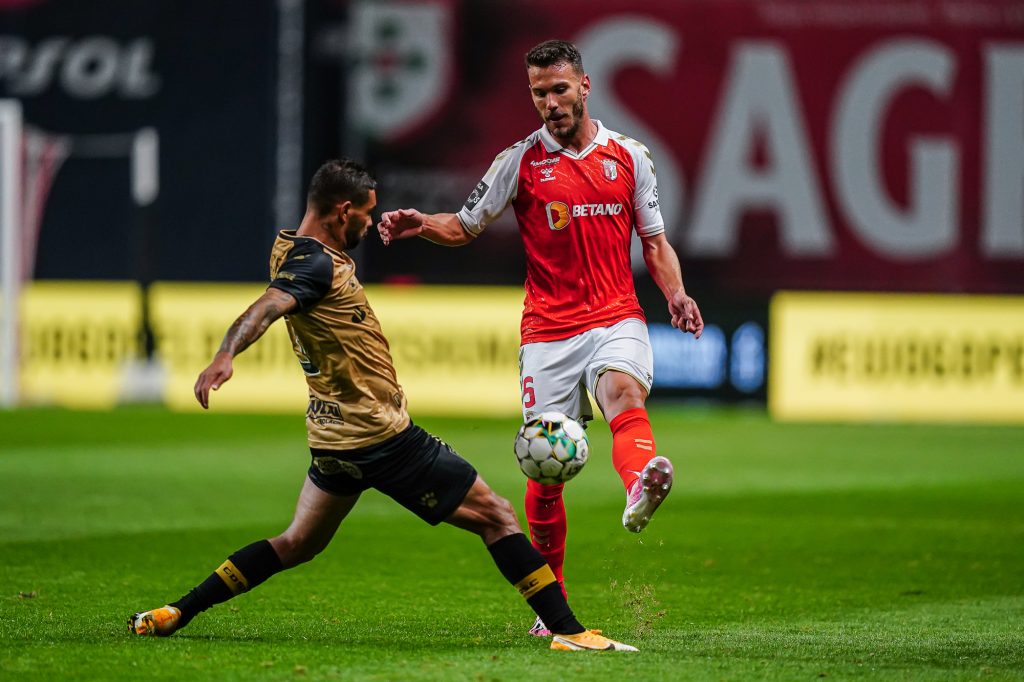 Falta de eficácia na derrota frente ao Santa Clara 2