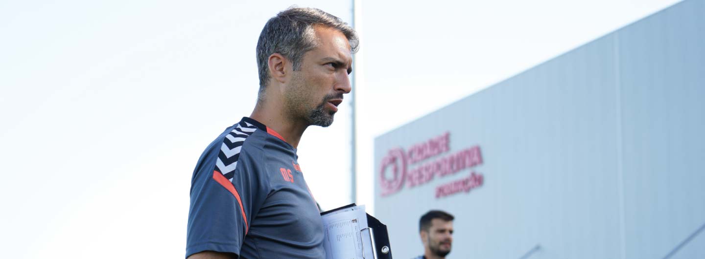 Calendário de pré-época definido 2