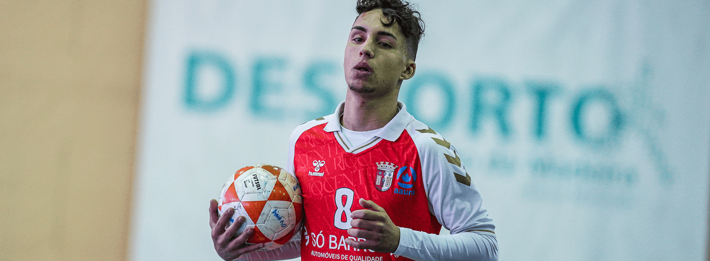 Derrota pela margem mínima diante da AD Fundão 2