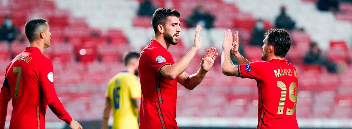 Estreia de sonho de Paulinho na Seleção 5