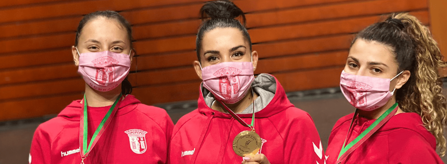 Gverreira medalhadas na 1ª Liga de Karaté 1