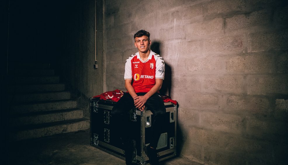 Dion McGhee é Gverreiro 6