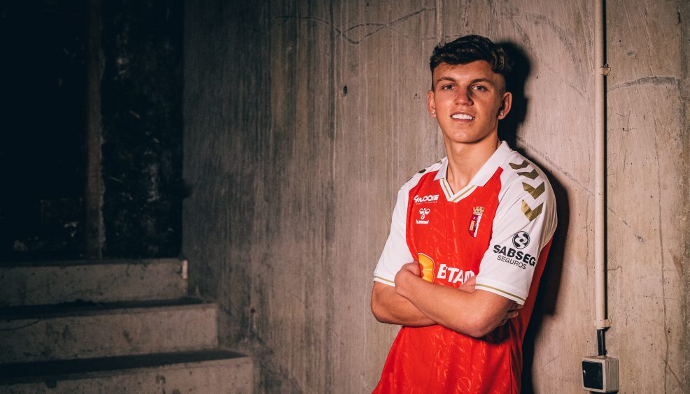 Dion McGhee é Gverreiro 8