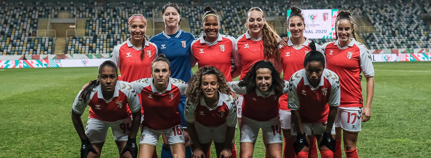 Presidente felicita equipa de Futebol Feminino 1
