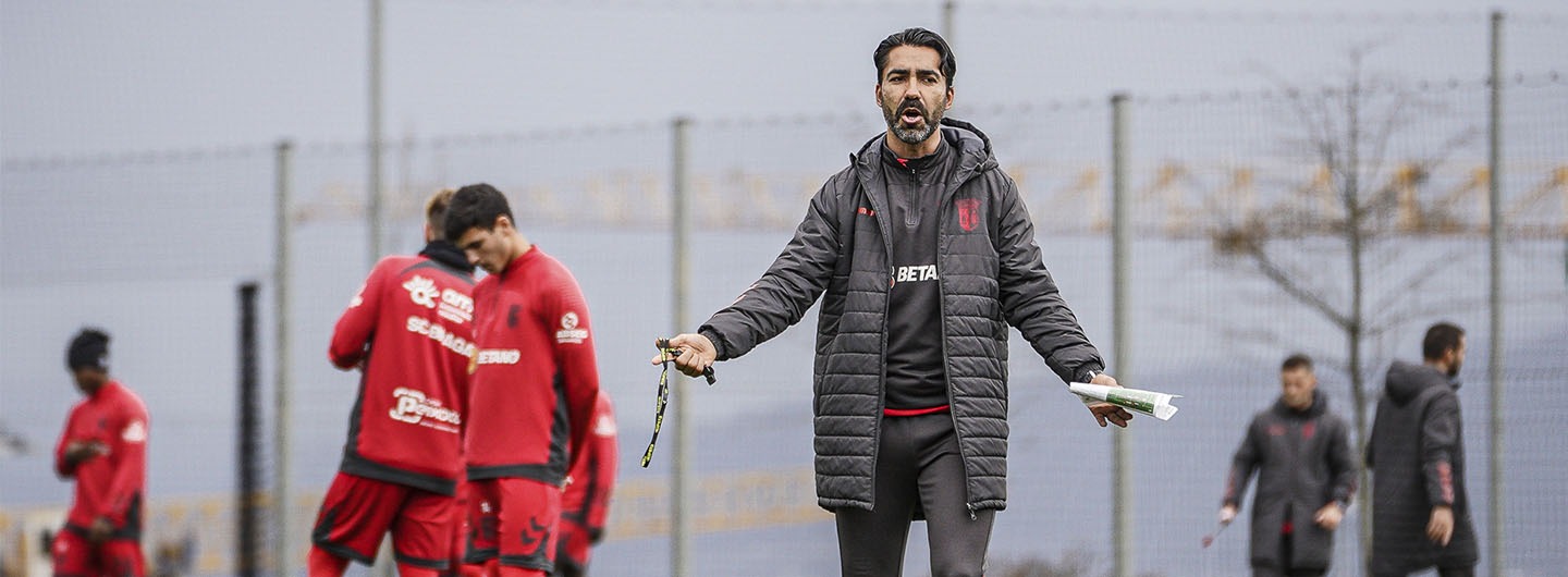 'Bês' garantem não abrandar