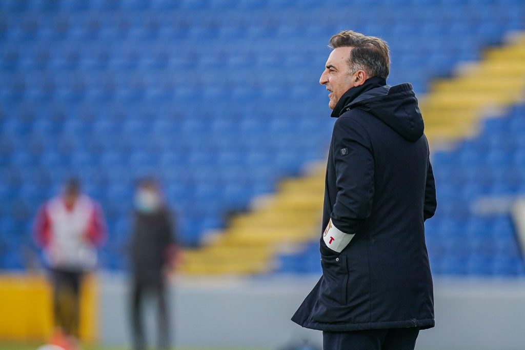 Carlos Carvalhal: " 29