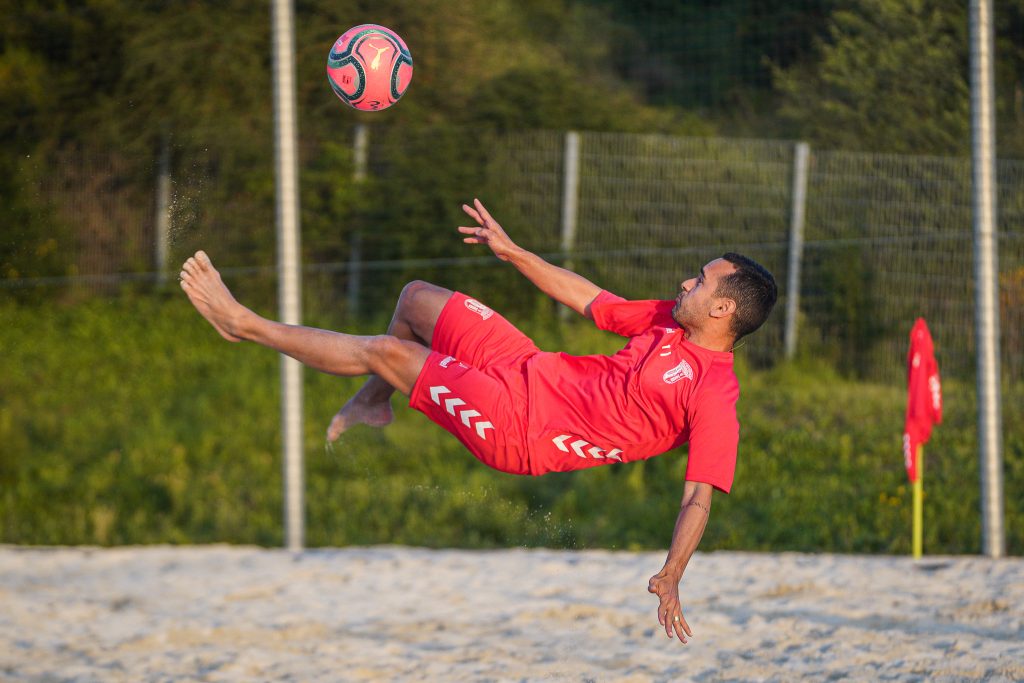 Equipa de futebol de praia regressa aos treinos 2