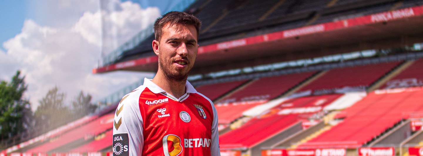Iuri Medeiros assina pelo SC Braga 1