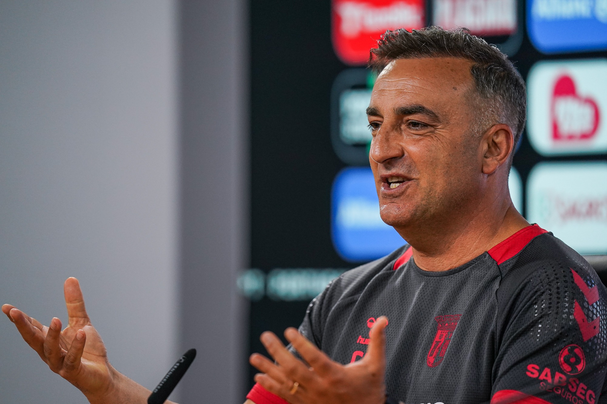 Carlos Carvalhal: "Queremos fechar com chave de ouro" 8