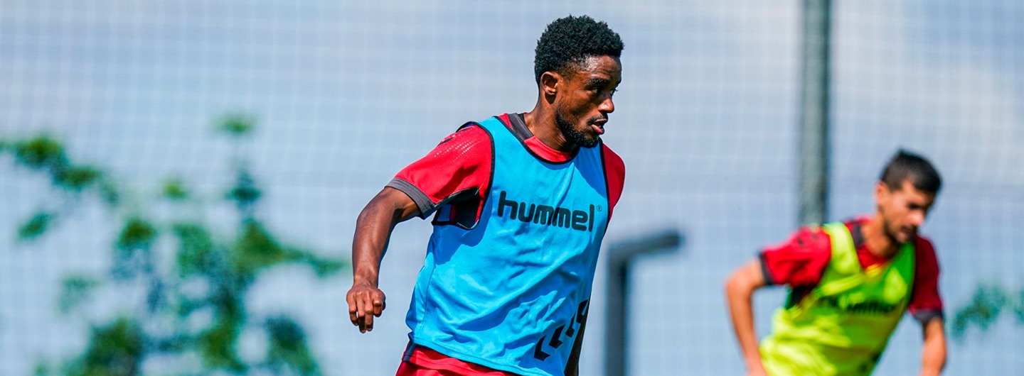 Cajú cedido ao Aris Limassol 1