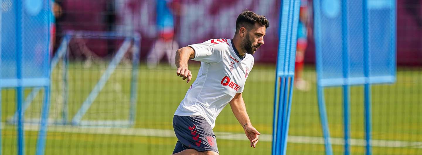 Tiago Esgaio cedido ao Arouca 1