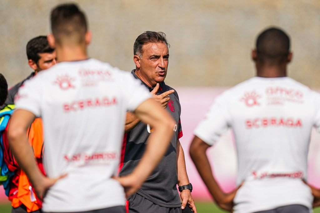 Carlos Carvalhal: "A nossa equipa gosta destes desafios" 2