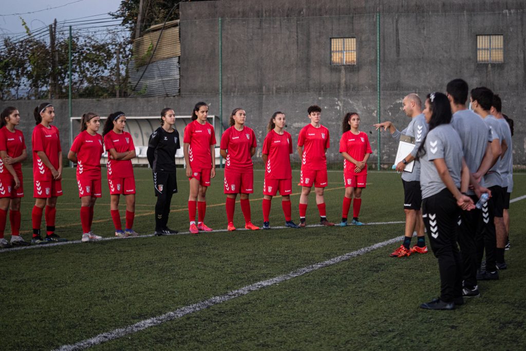Equipas B e sub-19 de futebol feminino prontas para o início do campeonato 3