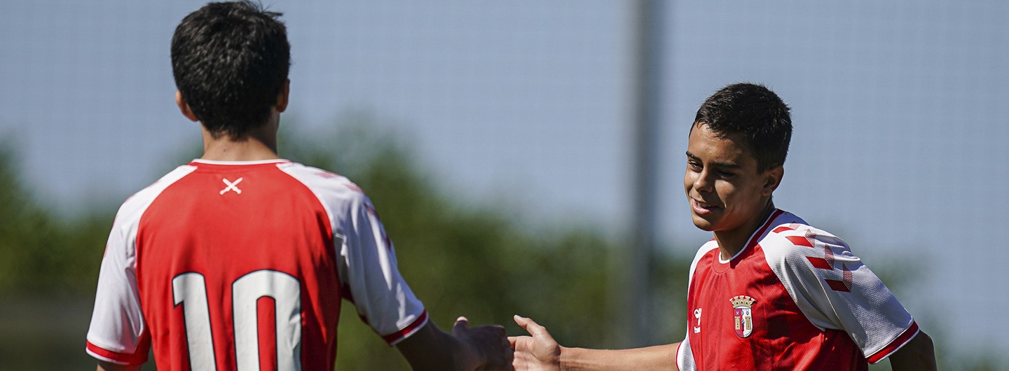 Sub-15 segue isolado no campeonato 1