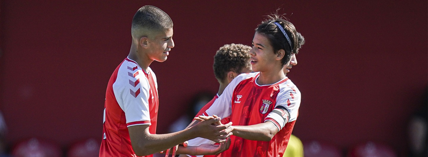 Sub-15 seguem imparáveis 1