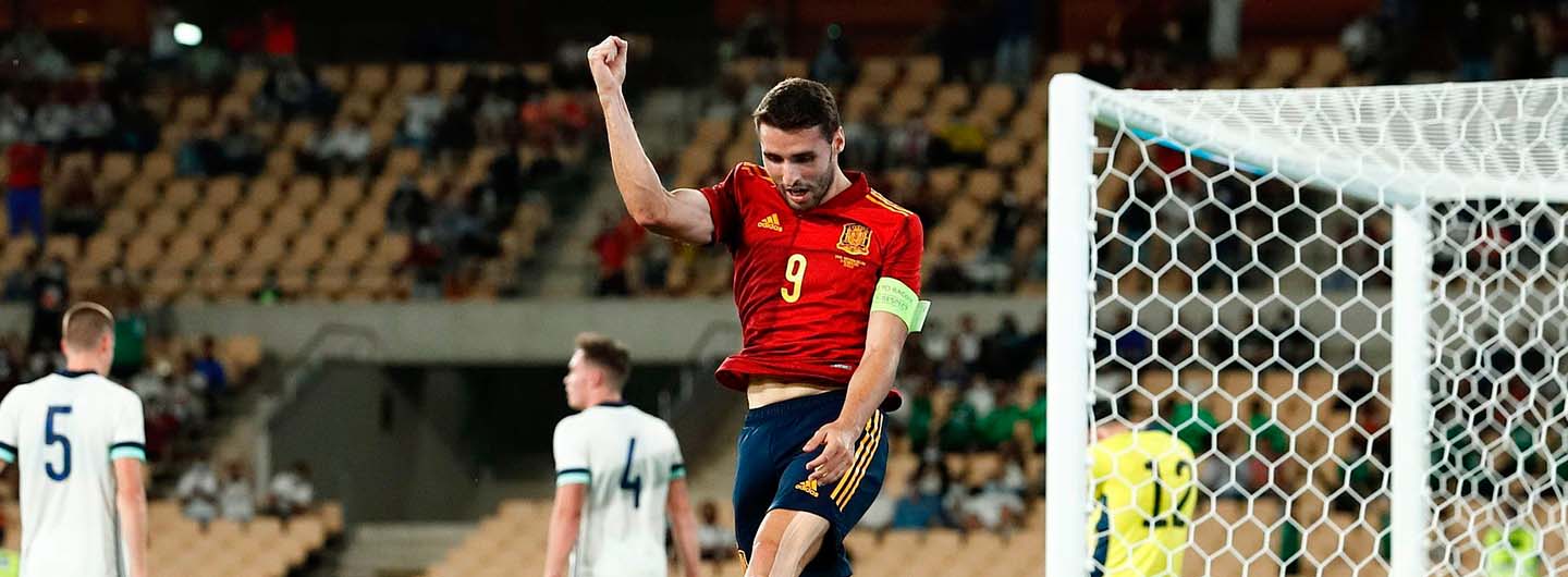 Golo de Abel Ruiz na vitória frente à Irlanda do Norte